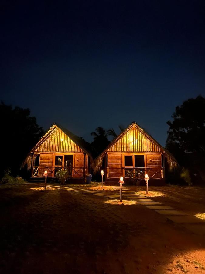 Banana Tree Home Stay Hampi Esterno foto