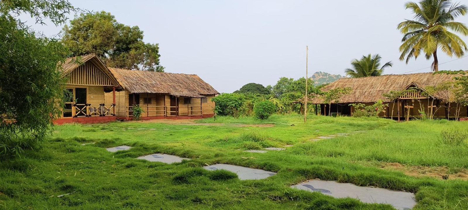 Banana Tree Home Stay Hampi Esterno foto